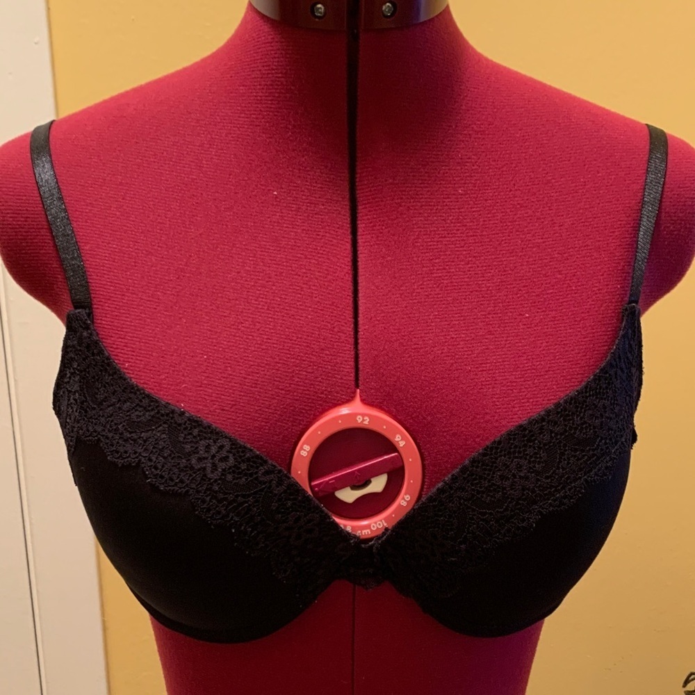 Laura Ashley Elegant Black Lace Bra